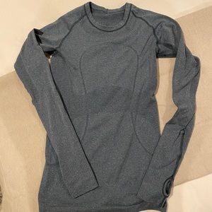 lululemon Swiftly Tech Longsleeve Size 4